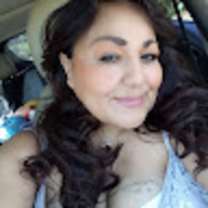 Meet your Posher, Lydia